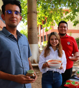 Eligen la mejor salsa en Fiesta Mexicana de Administración Pública –  División de Ciencias Sociales