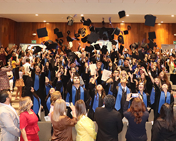 Foto Lucha por tus sueños, tarde o temprano los vas a lograr: egresada campus Navojoa