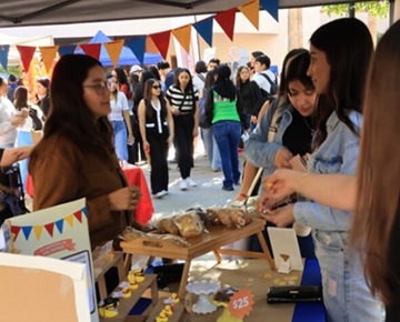 Foto Realizan VIII Feria de las Marcas y fortalecen cultura emprendedora estudiantil