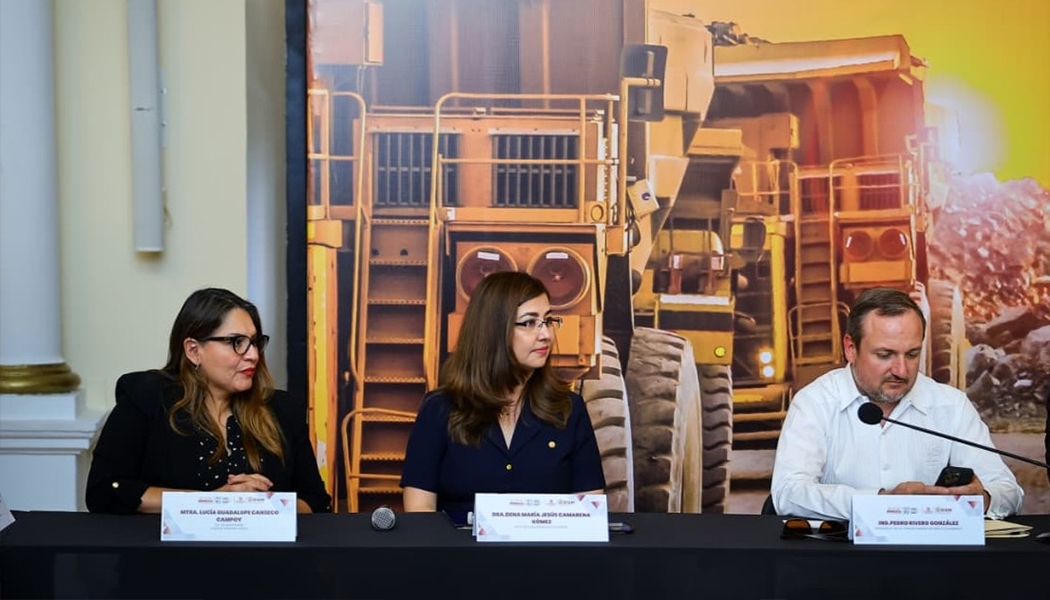 Foto Refrenda Unison compromiso académico y social en instalación de Consejo Estatal de Minería