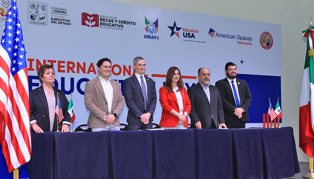 Foto Realizan 8va. Feria de Universidades de Estados Unidos en Unison