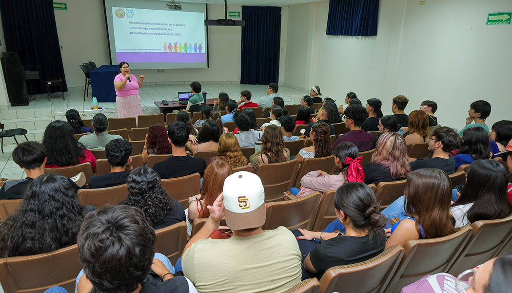 Foto Orientan a estudiantes sobre prevención y atención de violencias en la Universidad