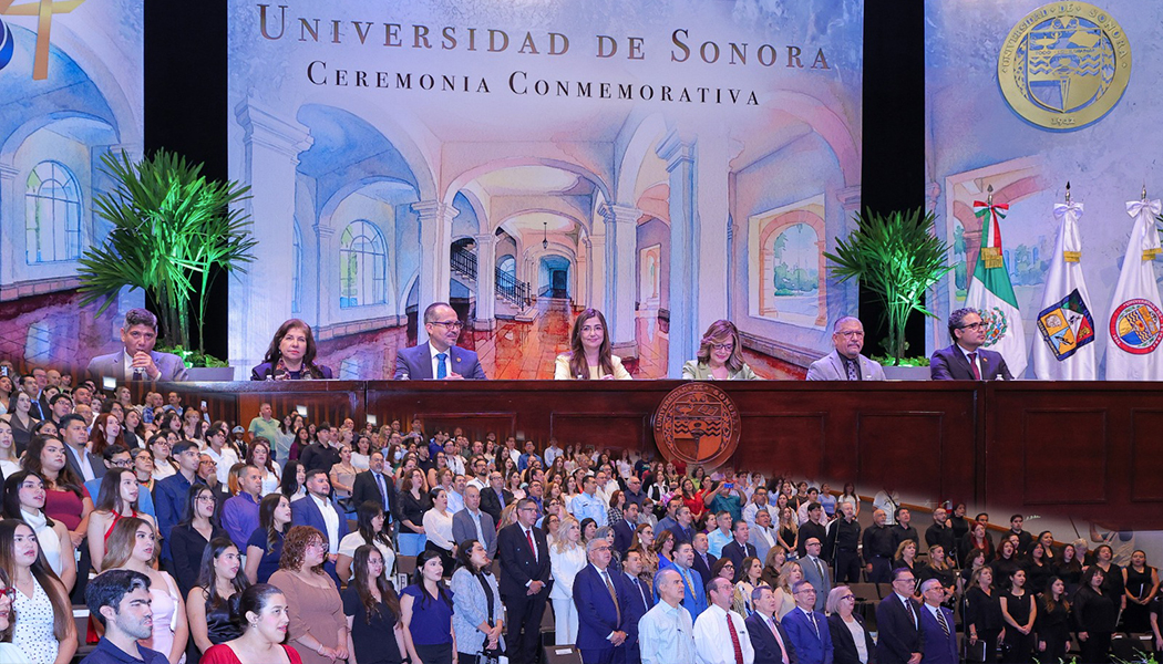 Foto Reconoce la Unison a 83 estudiantes de excelencia académica en su 84 aniversario